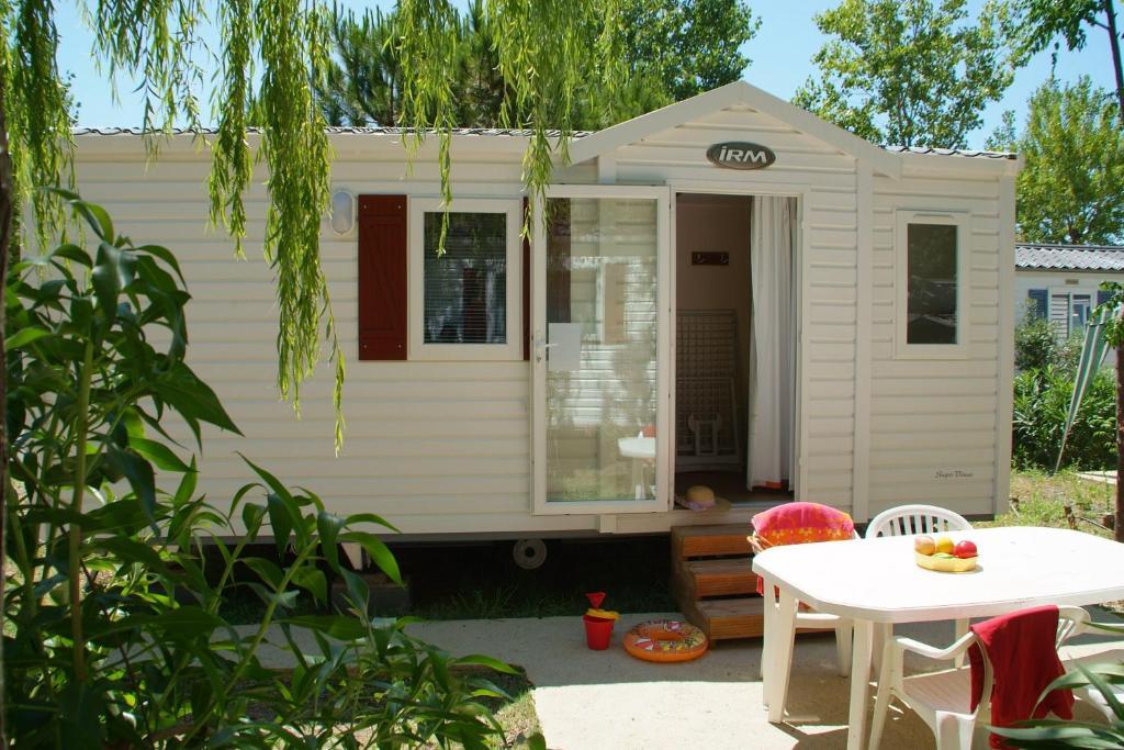 Camping Resort Les Champs Blancs Agde Cameră foto